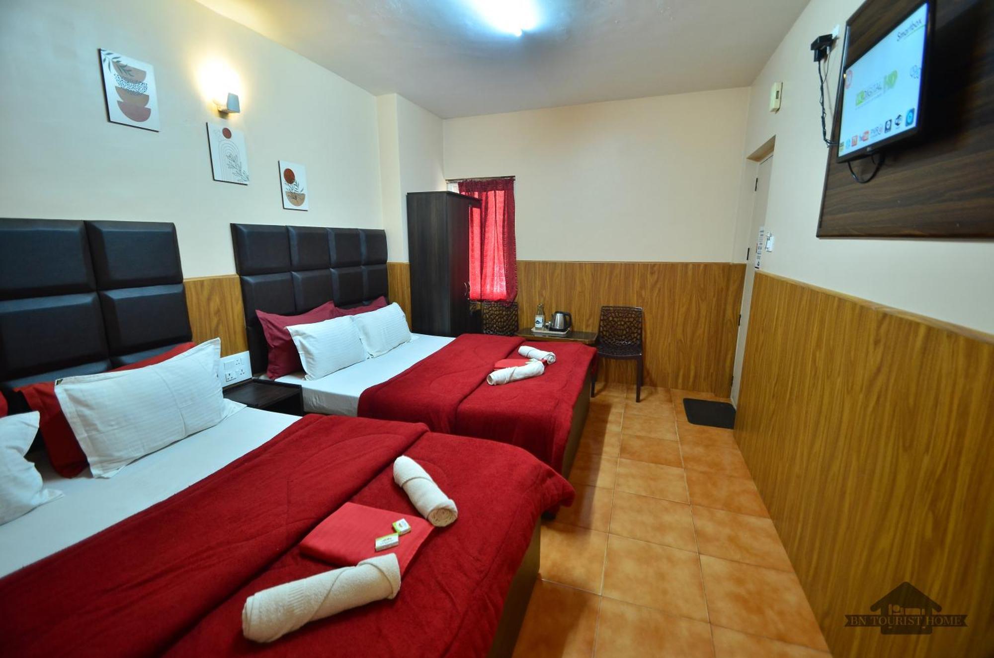 Bn Tourist Home Ooty Ruang foto